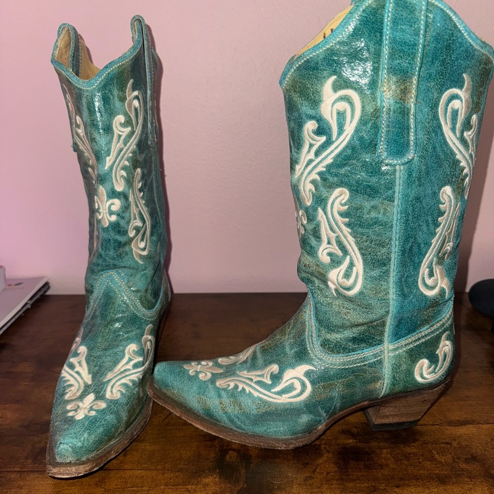 Teal Western Cowboy Boots with White Embroidery